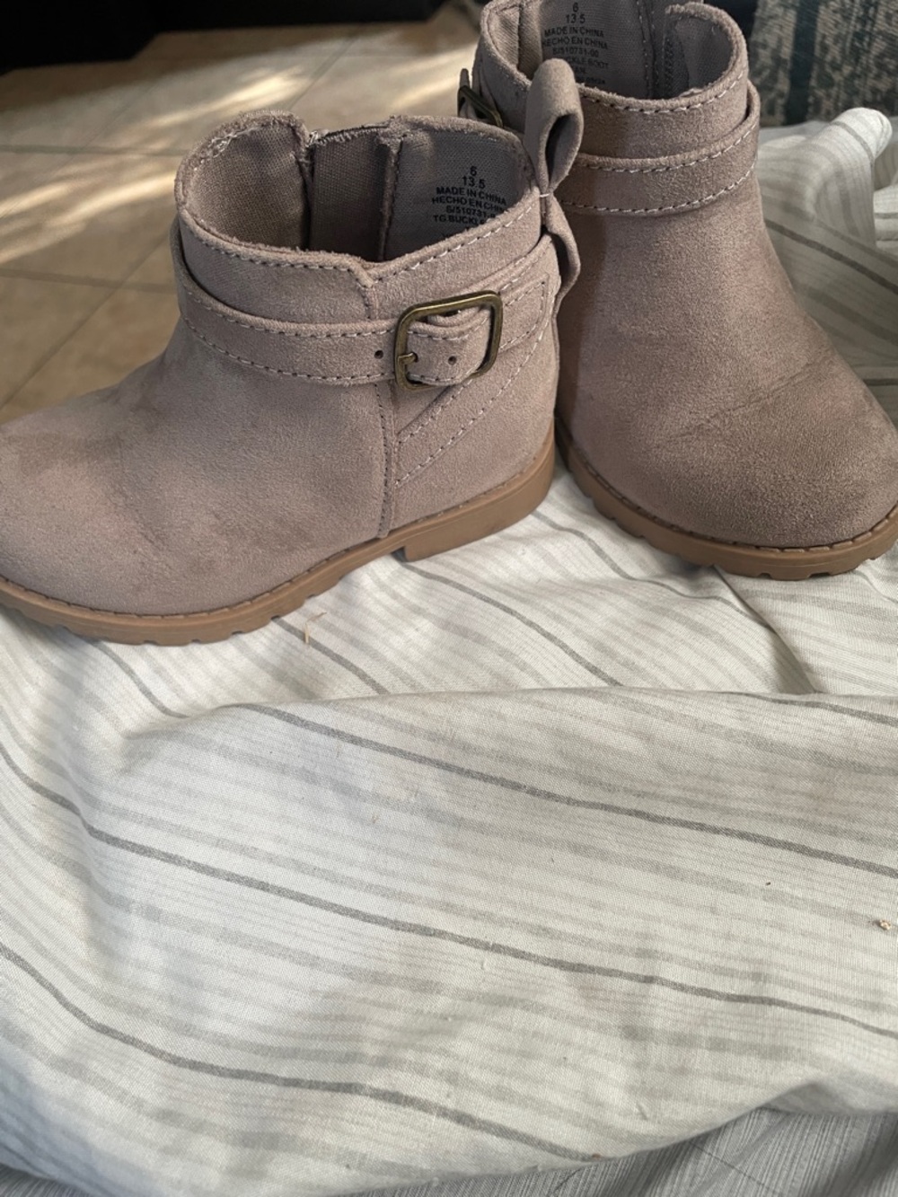 Old Navy Taupe Kids Ankle Boots with Side Buckle